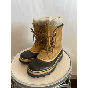 Sorel Duck Boots Womens 7
Caribou Beige Leather
Waterproof Lace Up Mid-Calf